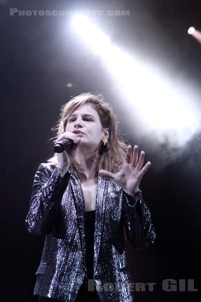 CHRISTINE AND THE QUEENS - 2013-11-10 - PARIS - La Cigale - 